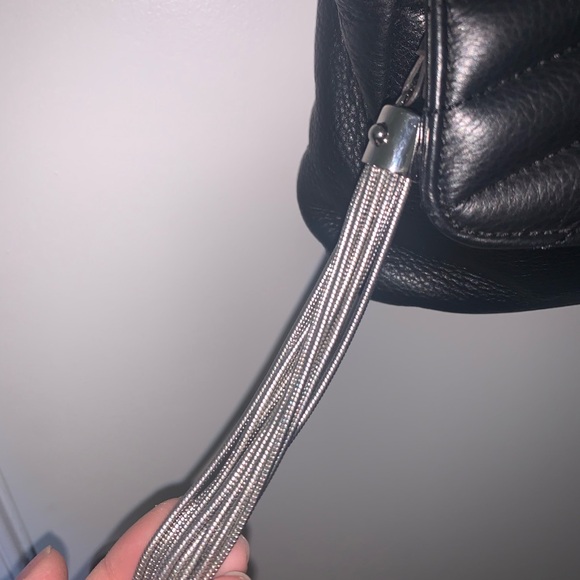 👛Aimee Kestenberg Black Leather Crossbody or shoulder length & Dust Bag 🌸 - Picture 4 of 8